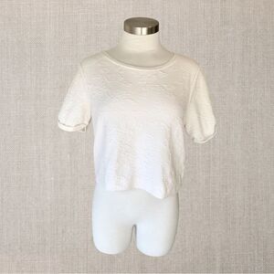 🌸3 for $30🌸 Divided by H&M Floral Woven Cropped T-shirt
